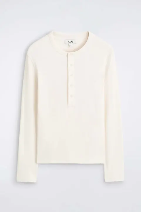 Cremefarbenes Henley-Langarmshirt